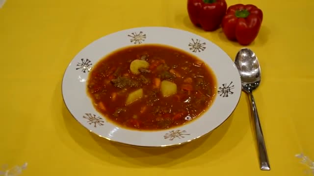 Zupa gulaszowa