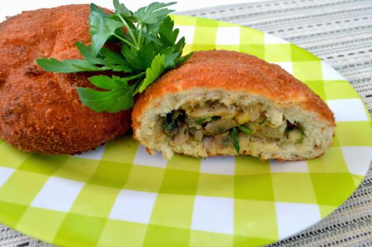 Bułeczki nadziewane pieczarkami